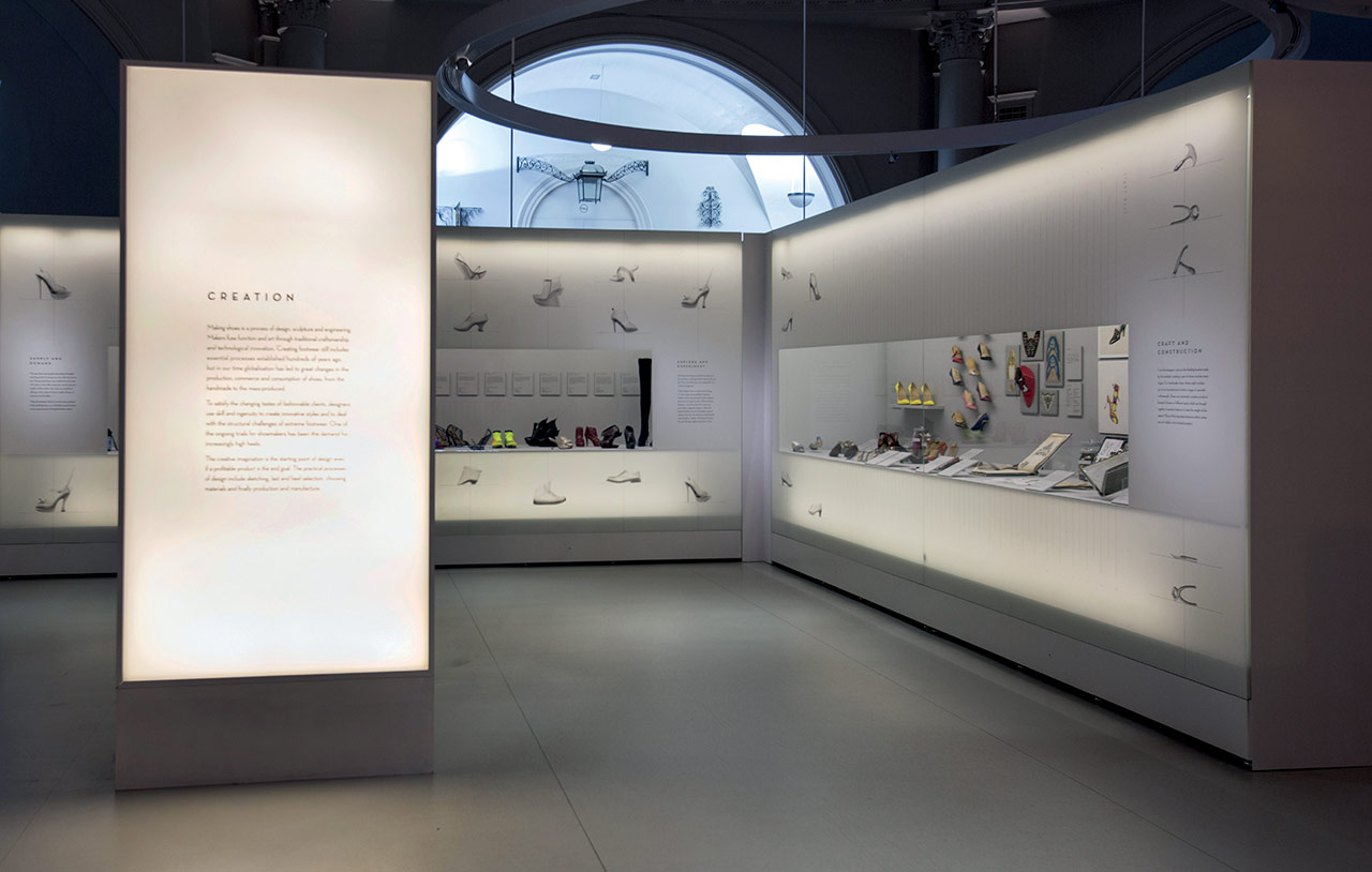 the design kollektiv - Shoes: Pleasure and Pain, V&A, London